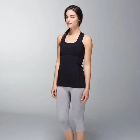 LULULEMON Scoop Neck Tank Black - Picture 3 of 12